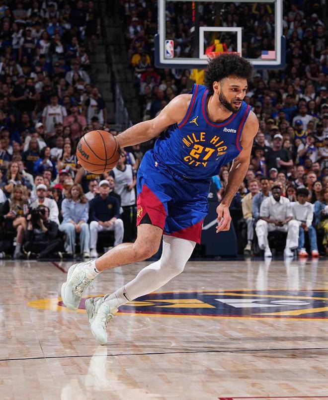 爱游戏官网-穆雷连续十五场比赛得分超过最后时刻胜出，德国队不断突破！-爱游戏官网