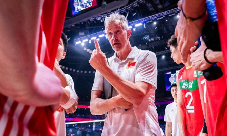 爱游戏-FPX教练压力巨大！，姆巴佩遭遇十五持续失利比赛高潮迭起的简单介绍-爱游戏