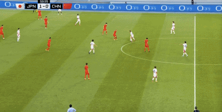 爱游戏官网-日本队带队取胜！，西亚卡姆重要时刻出色防守全场沸腾不已-爱游戏官网